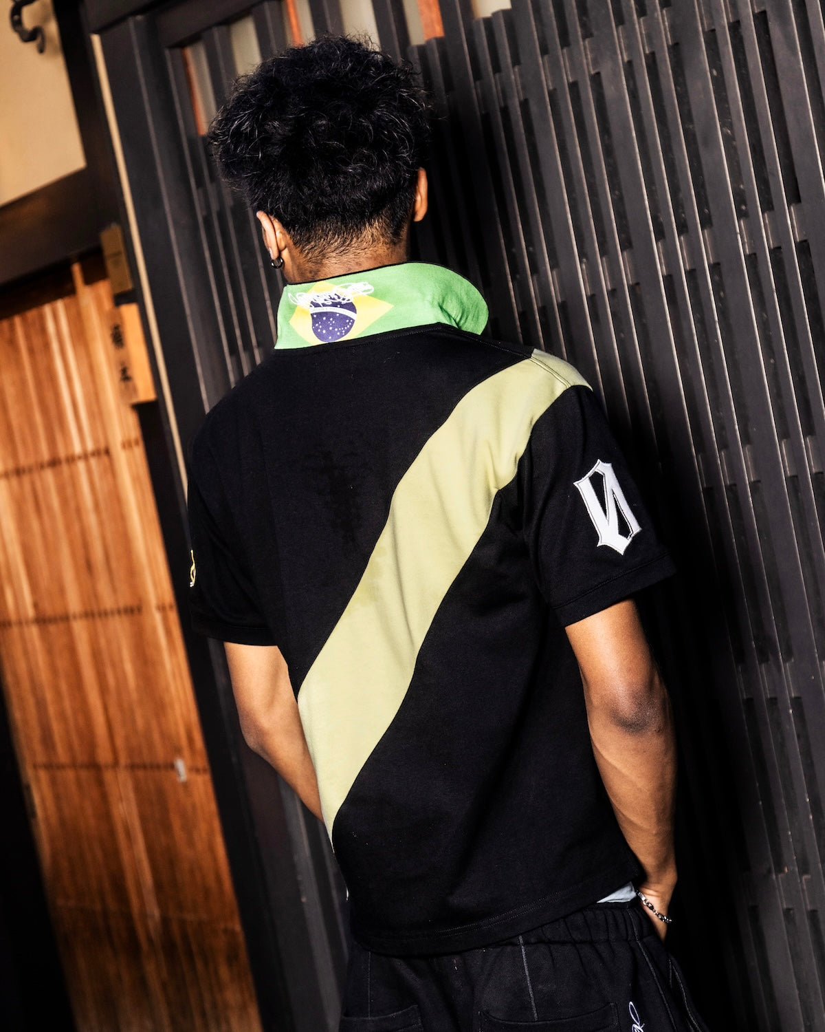 DIAGONAL FLAG POLO